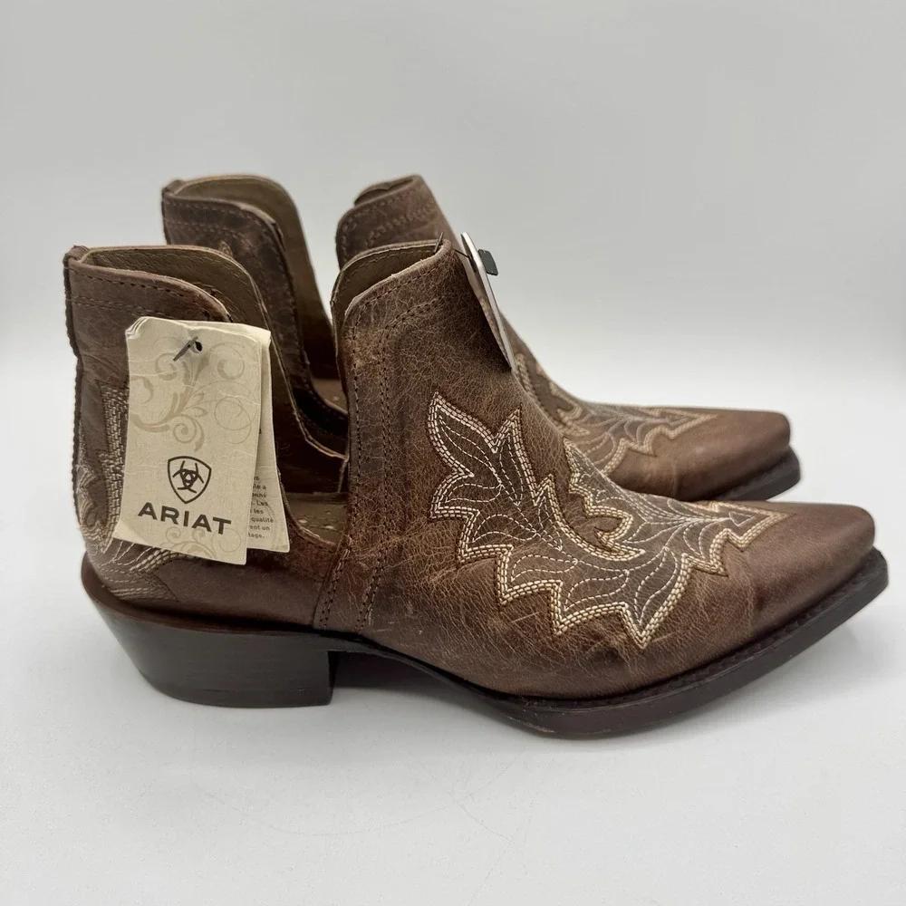 Ariat Dixon Low‎ Heel  Boots Women's Size 7 Rhino Tan Leather Snip Toe